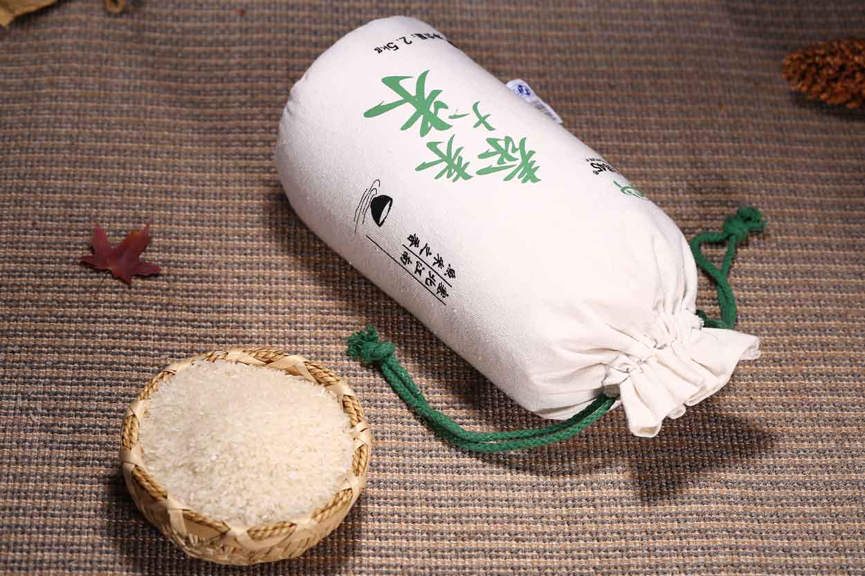 包裝設(shè)計怎么根據(jù)品牌產(chǎn)品布局?體現(xiàn)產(chǎn)品全體形象風(fēng)格、烘托產(chǎn)品特性氣氛