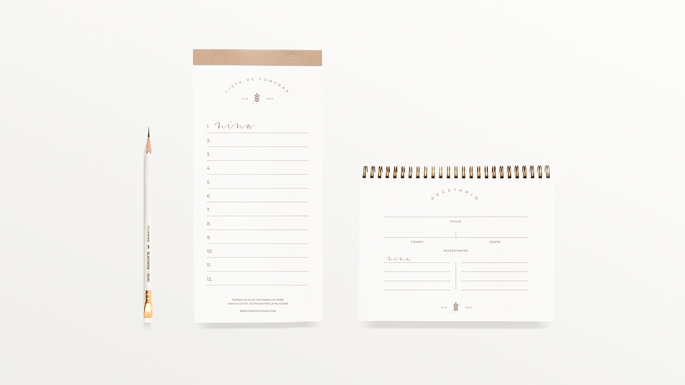 金色（香草）、巧克力色（可可和巧克力）和檸檬姜系列餅干食品包裝設(shè)計(jì)